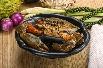 Delicous fresh raw uncooked crab