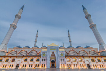 Sunset shot of Grand Camlia Mosque, or Buyuk Camlica Camii, a modern Islamic complex, built in...
