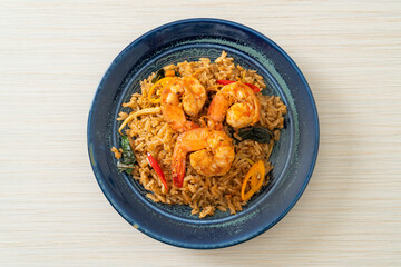 shrimps fried rice with herbs and spices