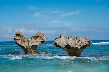 古宇利島にあるハートロック