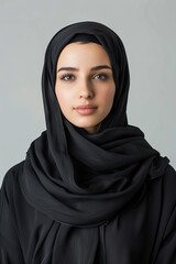 Naklejka premium Studio portrait of young woman wearing hijab