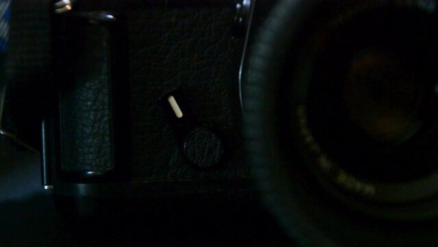 Autoscatto di fotocamera analogica vintage retro