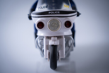 白バイ 緊急車両 オートバイ バイク