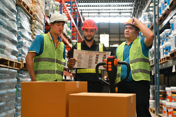 Warehouse supervisor and employees meeting to plan work in an industrial factory, Brainstorming Group of people Working Concept
