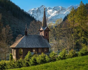 Malowniczo położony pod Tatrami drewniany kościół Św. Anny w Jaworzynie Tatrzańskiej