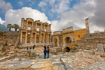 Efes, Izmir, Turkey - March 2, 2022:People enjoy ancient city Ephesus. - obrazy, fototapety, plakaty