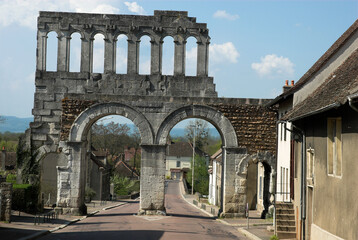 La porte Saint André, monument Romains, Autun, 71, Saône et Loire; France - obrazy, fototapety, plakaty