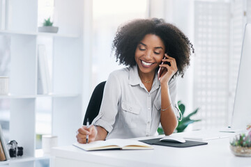 Obraz premium Phone call, office and business with woman, writing notes and connection with diary, planning and communication. Person, reception and employee with smartphone, consulting and contact with journal
