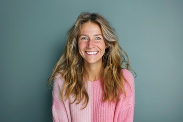 Obraz premium Aging's visible contrasts in anti-aging solutions highlight facial aging signs, exploring visual lifts in wrinkle smoothing and age progression techniques.