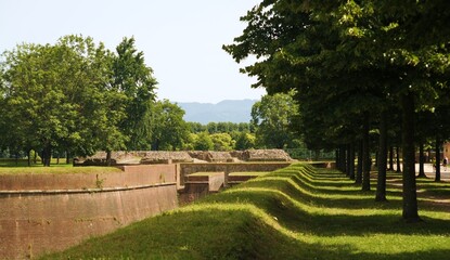 Città Lucca, antiche mura, Toscana, Italia