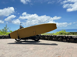 surfboard bike motorcycle sea clouds
서핑 보드 바이크 오토바이 바다 구름