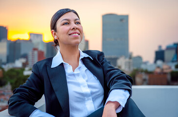Empowering Success: The Victorious Latina Executive