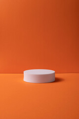 stand 3d geometric shape