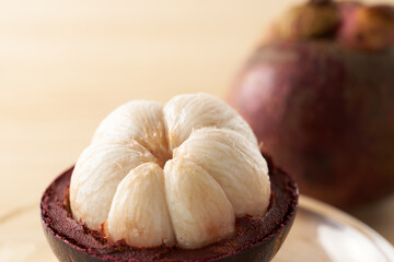 果物の女王マンゴスチン　イメージ