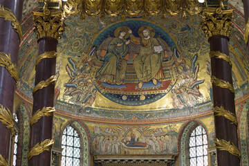 Fototapeta na wymiar The apse of the basilica. Mosaic in the Basilica of Saint Mary Major. Major papal basilica. Rome, Italy