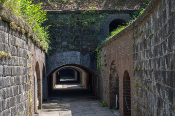日本軍施設　煉瓦造り　砲台跡