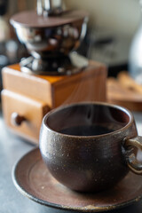 自分で挽いた豆で淹れたホットコーヒー
