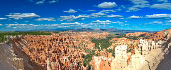 Amazing panoramic view of Bryce Canyon in summer season