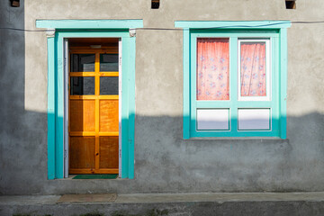Brightly colored doors and windows are a good design