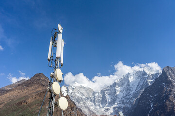 A base station that enables communication even in the Himalayas