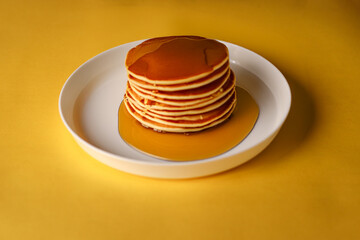 pancakes on a plate