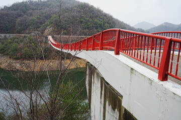 Yume Tsuribashi, Red Suspension Bridge in Hiroshima, Japan - 日本 広島 夢吊橋