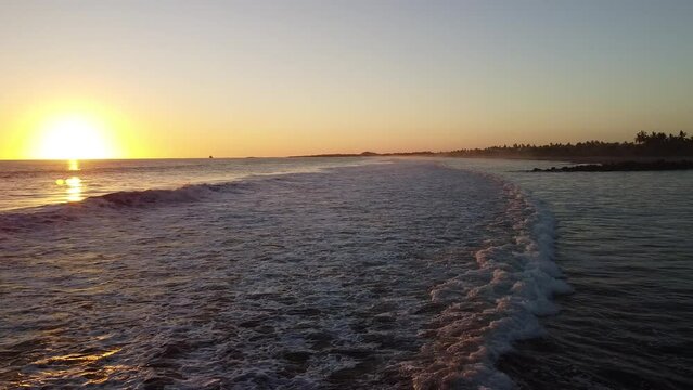 disfrutando el atardecer