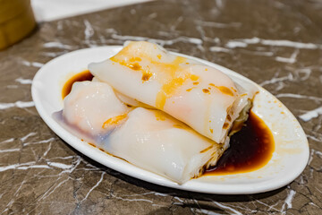 Close up shot of steam shrimp rice roll