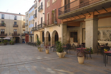 Els Homes square, old town of Castello d’Empuries, Girona province, Catalonia, Spain