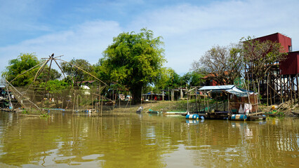 village at tonle sap river shore