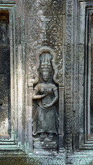 Fototapeta na wymiar ancient temple of angkor wat