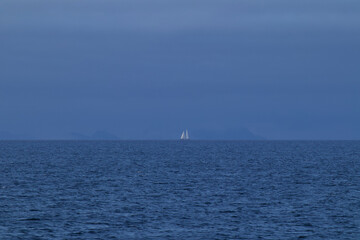 Obraz premium sailboat on the sea