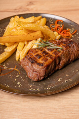 Juicy picaña meat with fries