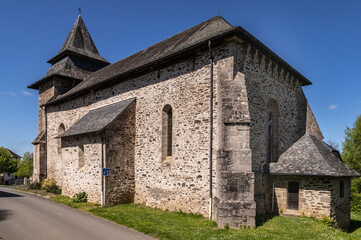 Fototapeta premium Saint Jal (Corrèze, Nouvelle aquitaine, France) - Vue de l'église Saint Gall
