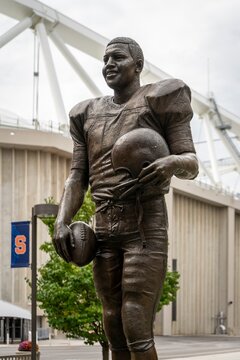 Statue of Ernie Davis, winner of the 1961 Heisman Trophy, on the Syracuse University campus in Central New York