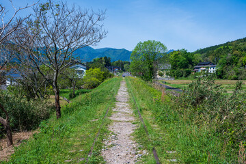 日本の鳥取県倉吉市関金のとても美しい廃線跡