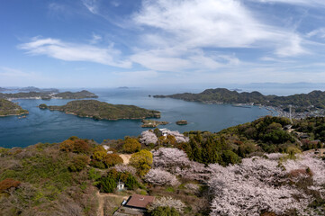 Fototapeta na wymiar カレイ山展望台と能島