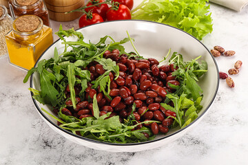 Red canned beans with arugula