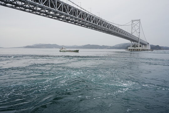 Oonaruto Bridge in-between Tokushima and Hyogo, Japan - 日本 兵庫 徳島 大鳴門橋	