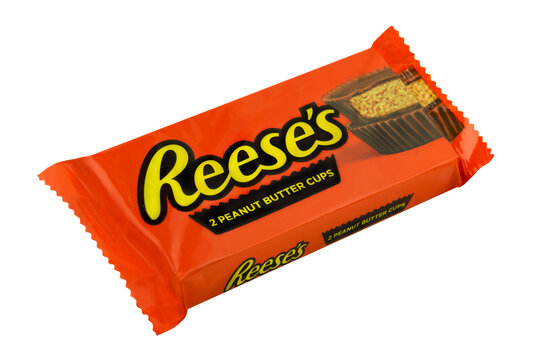 2 Peanut Butter Cups Reese's isolated on transparent background PNG cut out