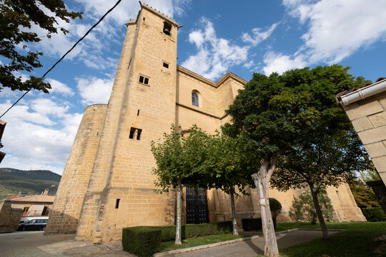 iglesia de Nuestra Señora de la Asunción , Tuesta , popularmente conocida como “la catedral de Valdegovía” , Alava, País Vasco, Spain