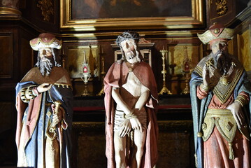 Statues religieuses de la collégiale Saint-Salvi d'Albi. France
