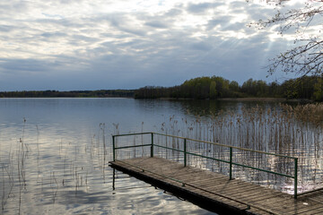 Obraz premium wooden pier on lake