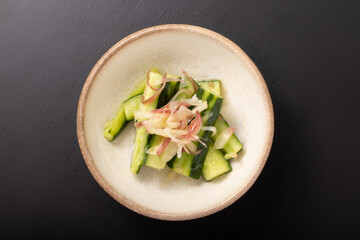 キュウリとミョウガの浅漬け