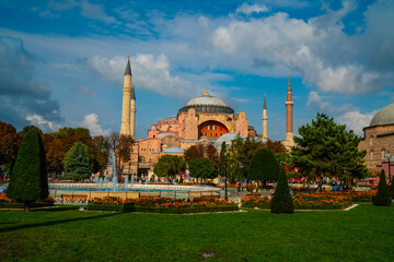 Fototapeta na wymiar Beautiful view of Hagia Sophia in Istanbul. The Hagia Sophia Mosque. Turkey.
