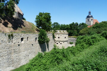 Mauern und Burggraben Burg Querfurt