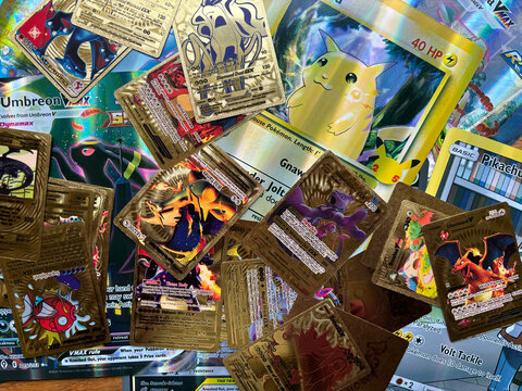 Pok&eacute;mon Pokemon cards gold edition trading cards 