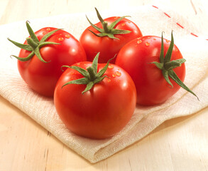 Tomaten ganz, Gem&uuml;se, salate, close up, Italien,
