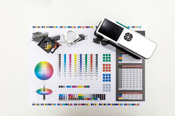 Print Spectrophotometer color measurement. Press offset color management lab values.