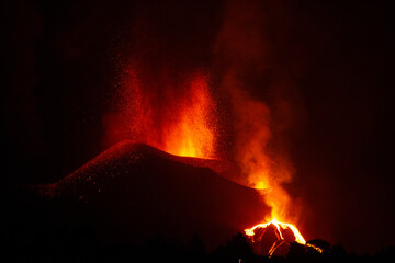 Erupción del volcán Cumbre Vieja en La Palma el 17 de octubre de 2021. 